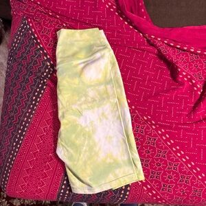 Tien Yellow Tie-Dye Shorts size small